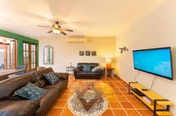 FN65 -Spacious 2 Bed with Excellent Location - Image 3