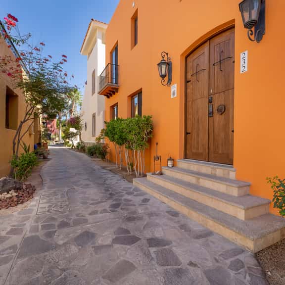 Experience Casa Bonita: Gorgeous 2-Bedroom Retreat - Image 1