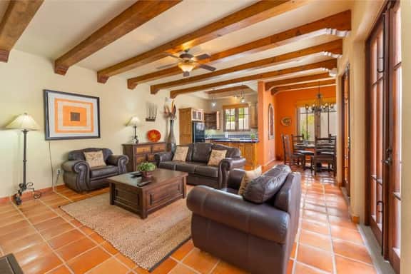 FN425 -2bed 32bath Property with Great Location - Image 3